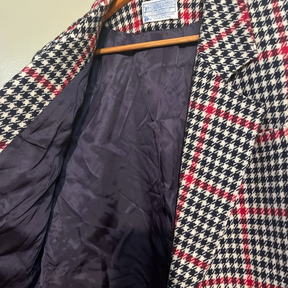 Pendleton VTG  Black and Red Checkered Blazer New Virgin Wool USA L